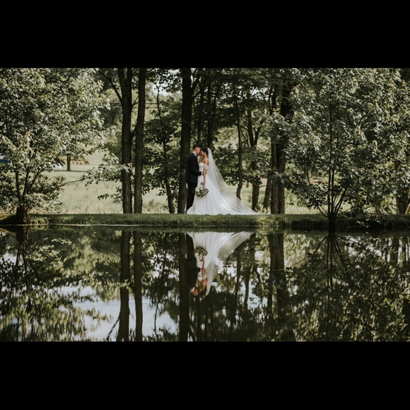 Ana Pisanchyn - Picture 2 of 7